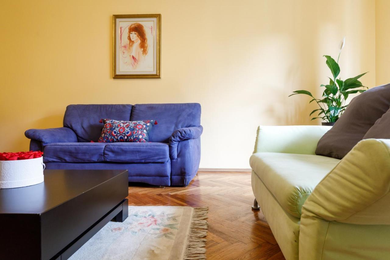 Apartments Tgm 11 Karlovy Vary Bagian luar foto
