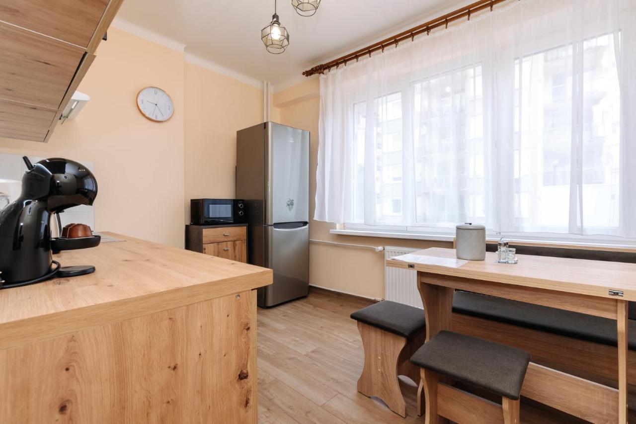 Apartments Tgm 11 Karlovy Vary Bagian luar foto