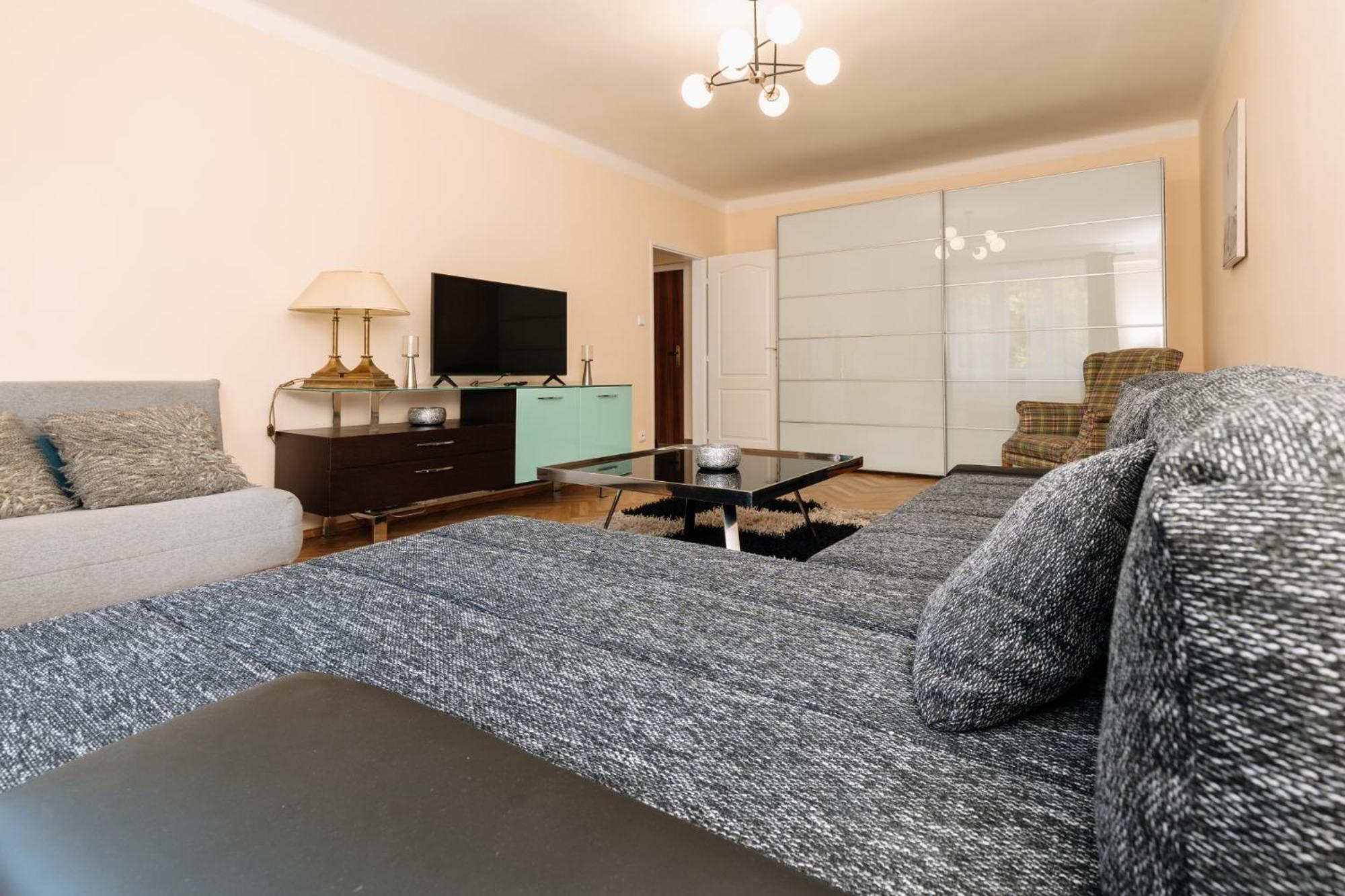 Apartments Tgm 11 Karlovy Vary Bagian luar foto